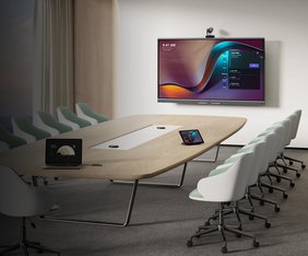 Mit Multimedia ausgestattetes Sitzungszimmer
